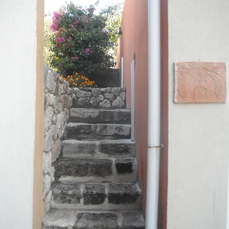 Evianna Appartement *
