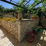 דירה Evianna Mousata