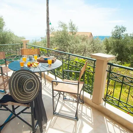 Apartment Evianna Mousata